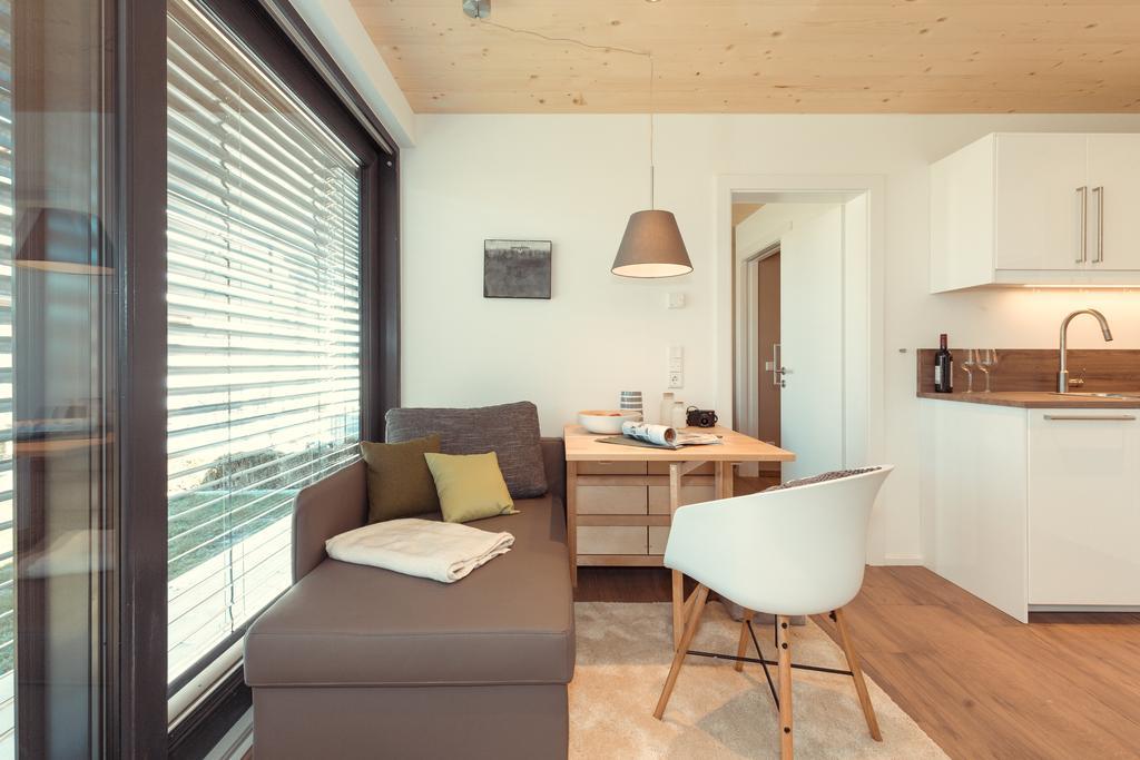 Simply Home Apartments Ueberackern Buitenkant foto